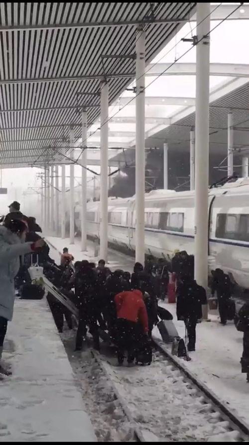 高铁事故视频,揭秘事故现场纪实