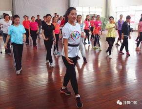 阳光校园舞蹈视频,舞蹈视频展现活力风采