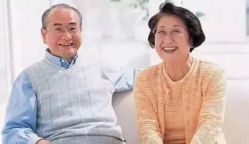 老年人偷腥视频,揭秘老年人情感纠葛的偷腥故事