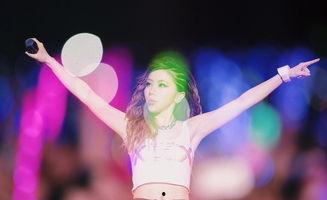 邓紫棋演唱会视频,视听盛宴，燃情演绎