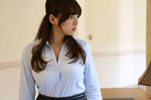 莜崎爱视频,演绎青春活力的视觉盛宴