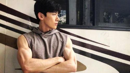 爆料白敬亭吃瓜,揭秘娱乐圈幕后真相