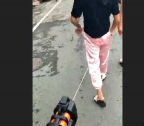 女人喷水的视频,揭秘女性喷水视频的魅力瞬间