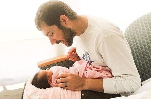 生宝宝的视频,温馨视频回顾