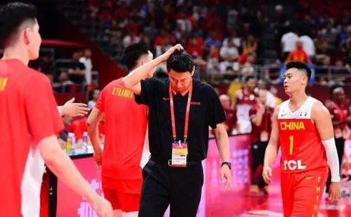 李楠打球视频,视频回顾篮球健将风采