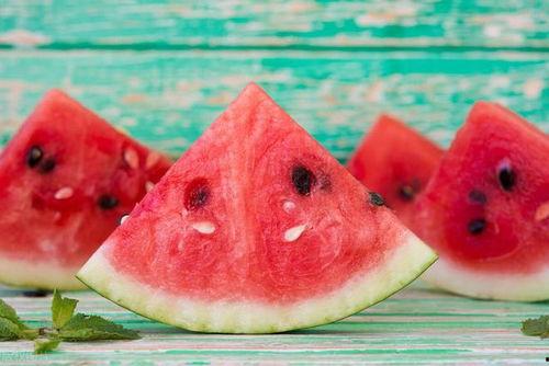 朋友圈今日吃瓜文案图片,揭秘网红美食背后的秘密