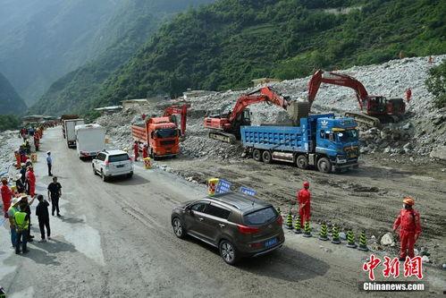 特大泥石流视频,惊心动魄！特大泥石流现场震撼画面曝光