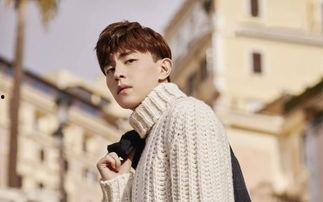 吃瓜爆料邓伦彭小苒,吃瓜群众热议恋情真相